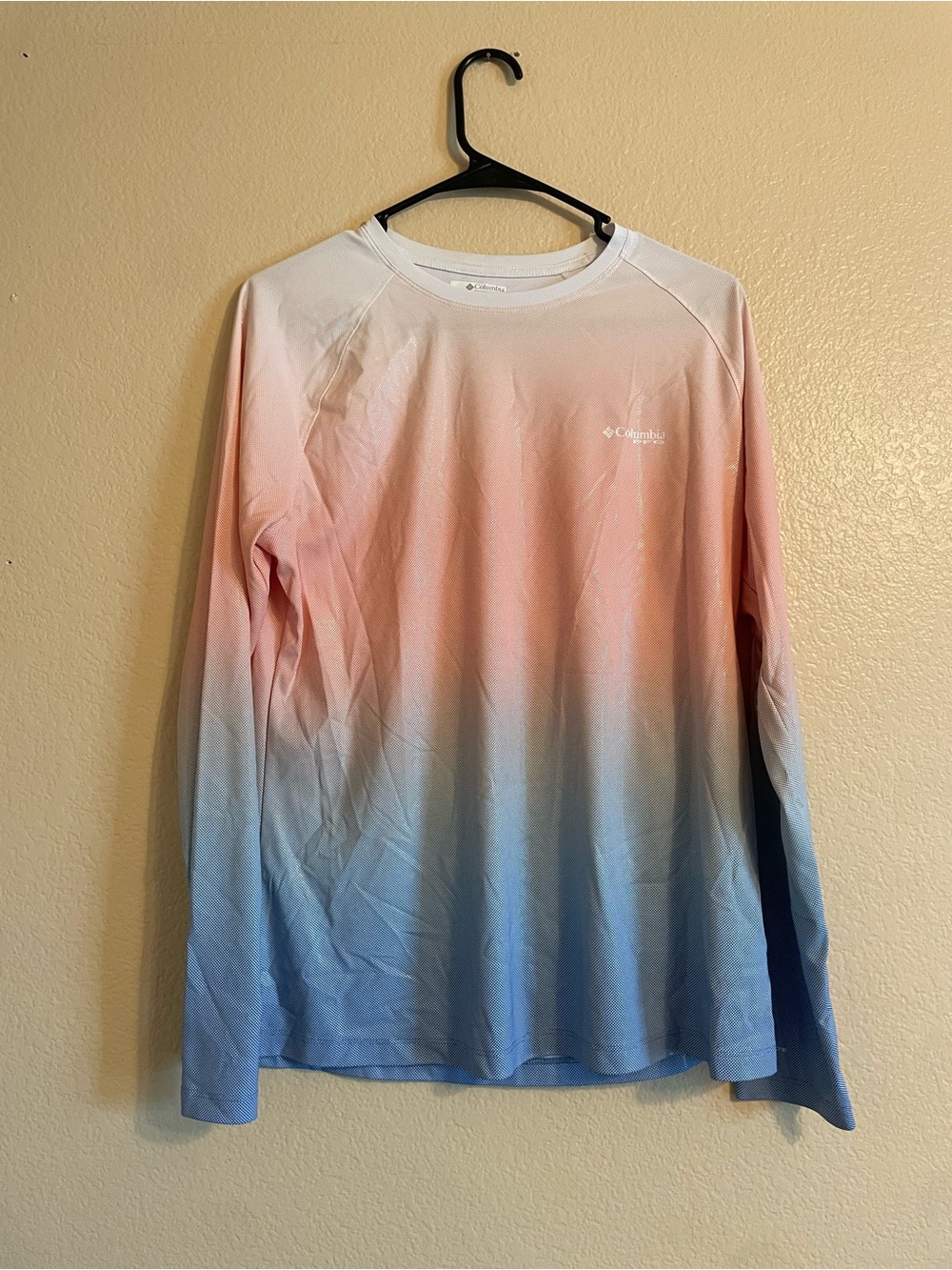 Columbia Men's Long-Sleeve Ombre Performance Shirt - Pink, Blue, White